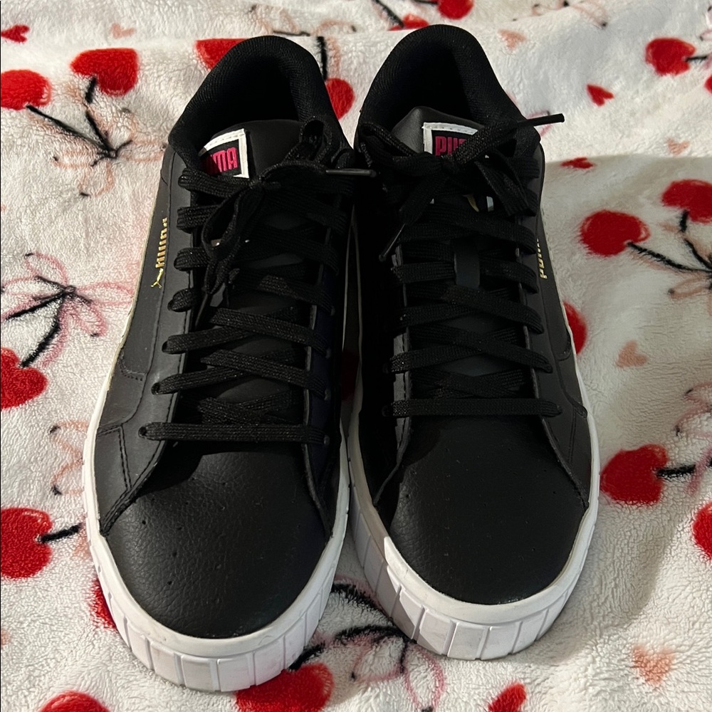 Puma Women's Black and Pink Zebra Sneakers